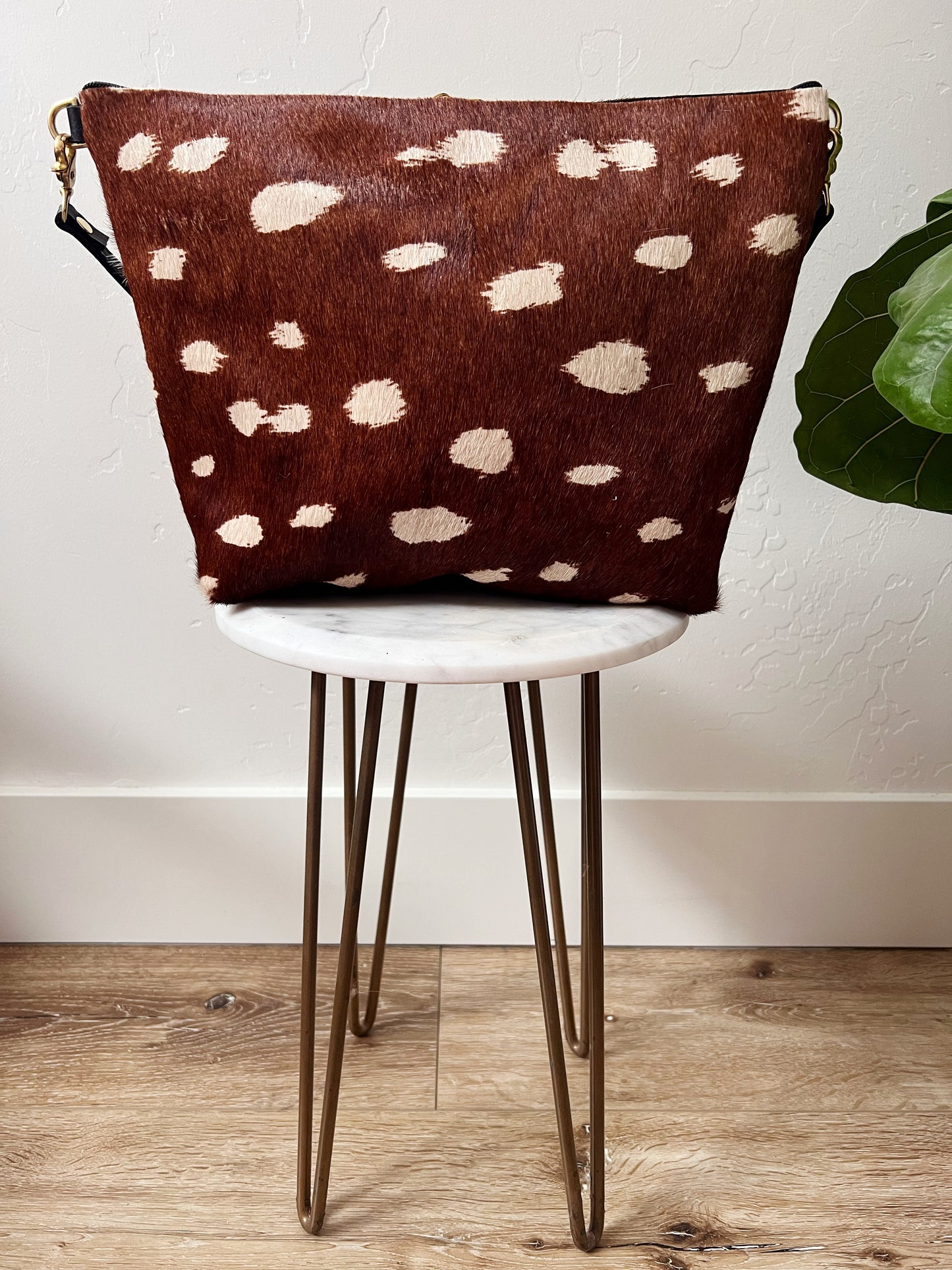 Axis Deer Cowhide Fringe Hair on Hide Shoulder Bag